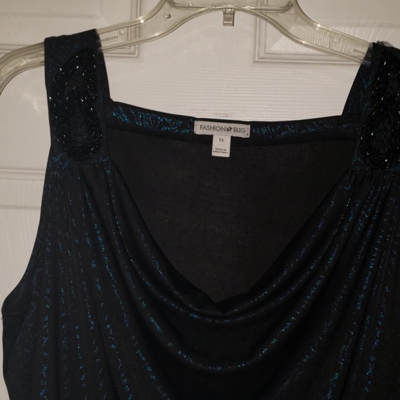 Top - Picture 2 of 7